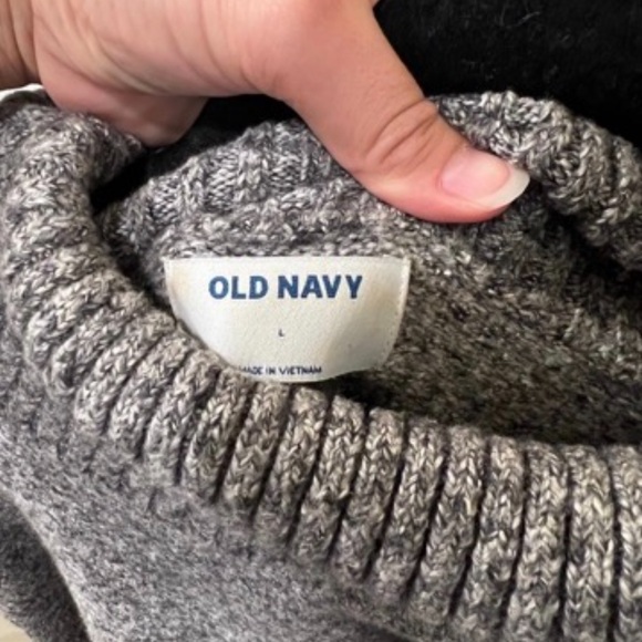 Turtleneck sweater - Picture 3 of 4